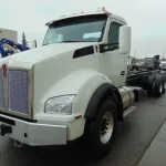 NEW KENWORTH T880 SH CAB & CHASSIS 1