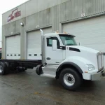 NEW KENWORTH T880 SH CAB & CHASSIS main