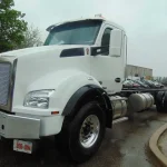 NEW KENWORTH T880 SH TRI DRIVE CHASSIS – 515 hp – AUTO 18spd 7
