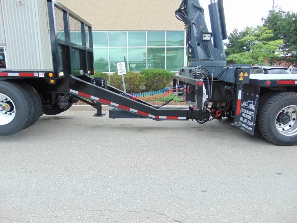 NEW – 25′ 3 AXLE PUP TRAILER ONTARIO SPIFF CERTIFIED WITH MANITOU TMT 55 2