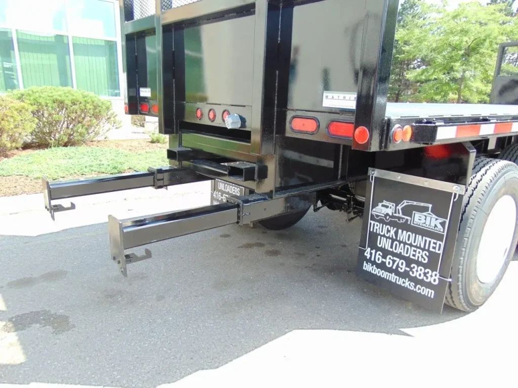 NEW – 25′ 3 AXLE PUP TRAILER ONTARIO SPIFF CERTIFIED WITH MANITOU TMT 55 6