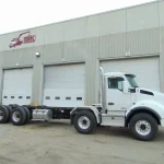 NEW – KW T880 STEER – TRIDRIVE CHASSIS – 525 HP PACCAR, AUTO 18 SPD main