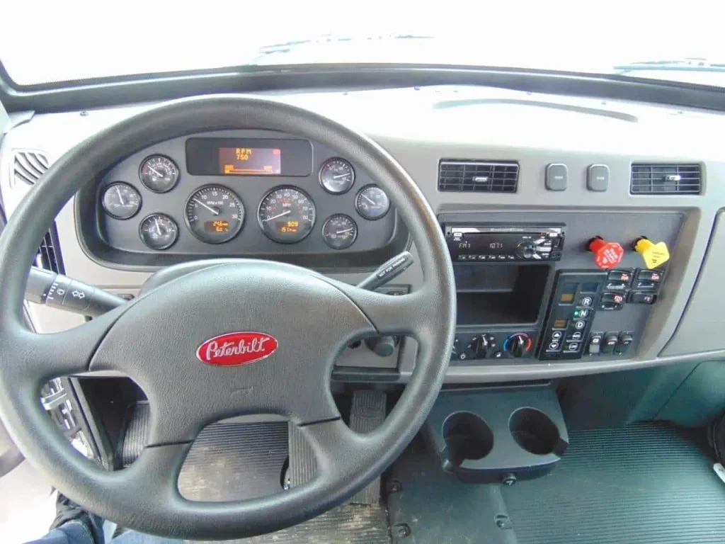 NEW – PETERBILT 348 CHASSIS – CUMMINS 390 HP – AUTO 8LL 5