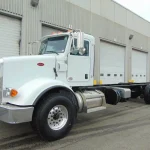 NEW – PETERBILT 365 CHASSIS – CUMMINS 450 HP main 2