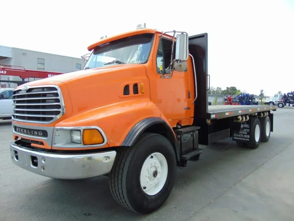 Used 2001 STERLING LT9513 CAB CHASSIS  2