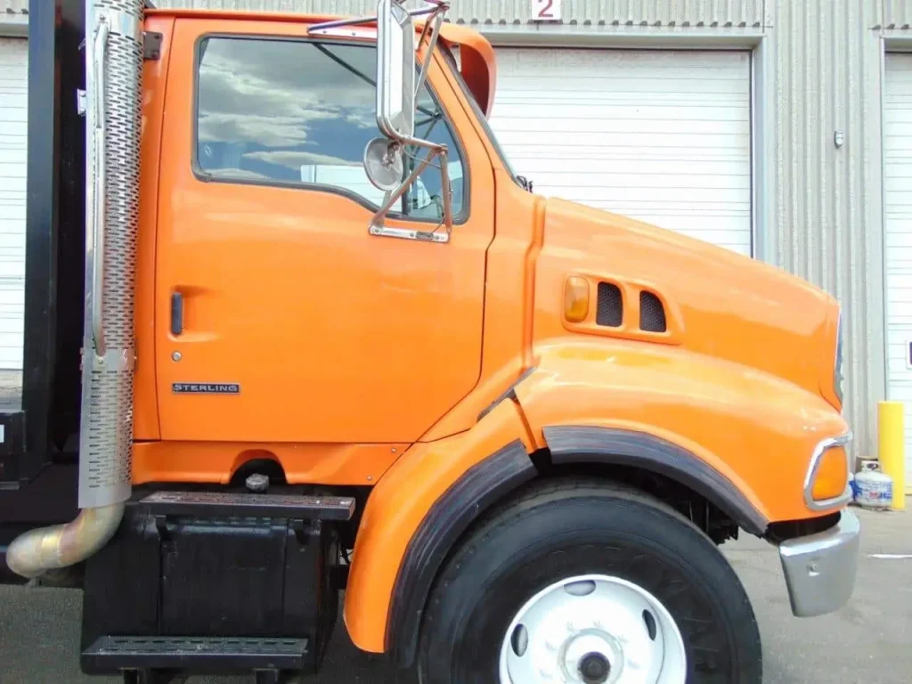 Used 2001 STERLING LT9513 CAB CHASSIS  3