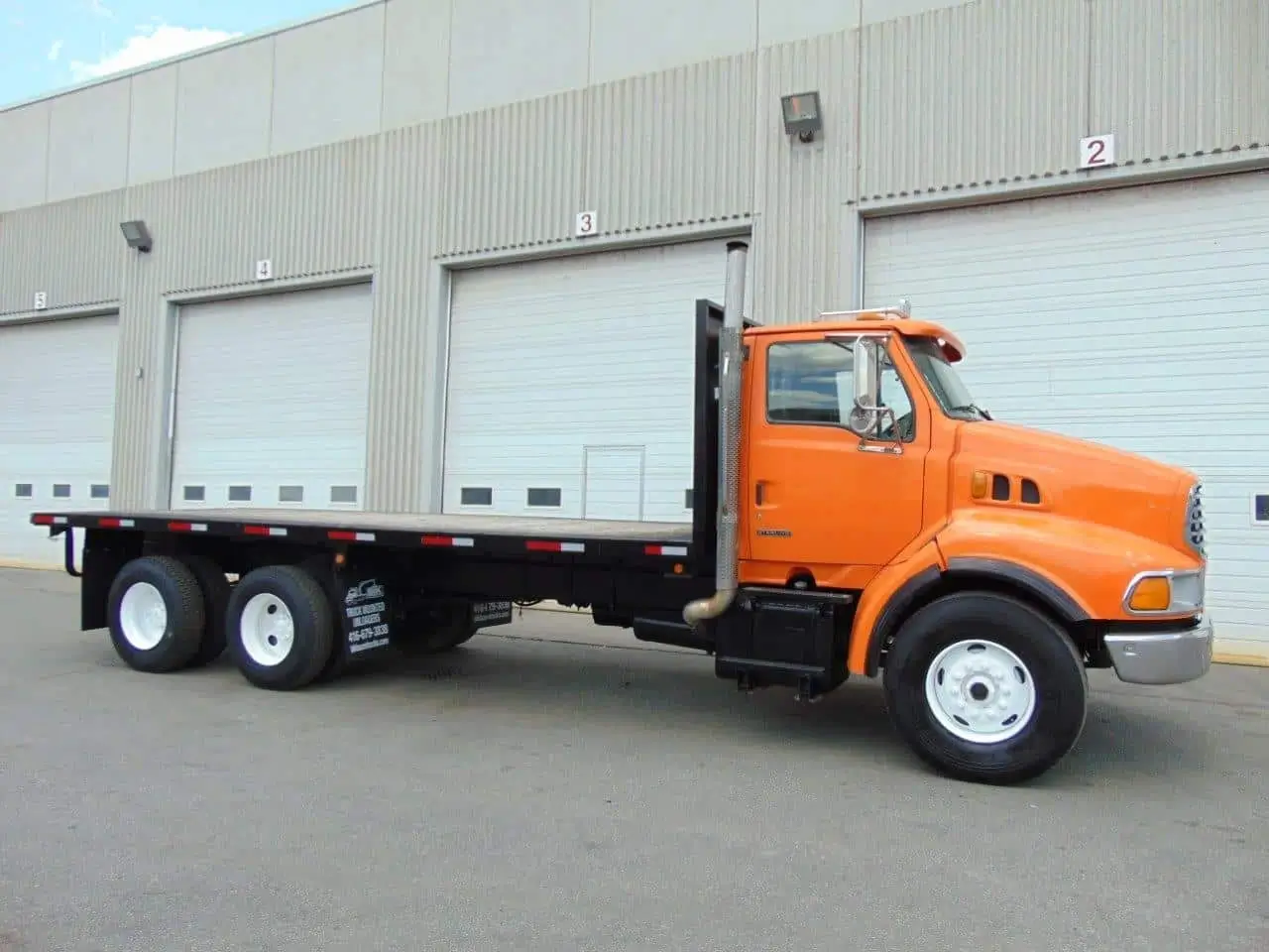 Used 2001 STERLING LT9513 CAB CHASSIS  main