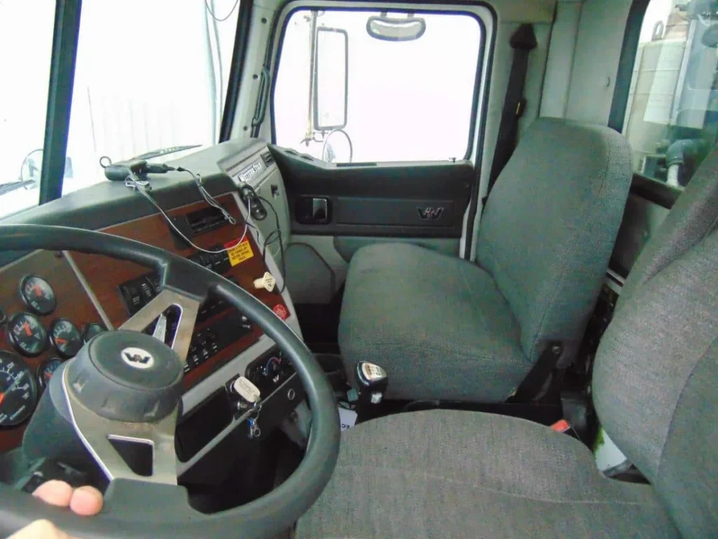 2014 WS W PM 100JIB 04