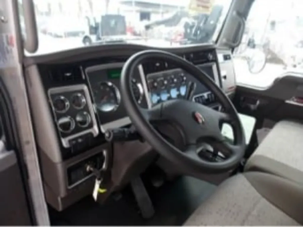 2018 KENWORTH T440 06