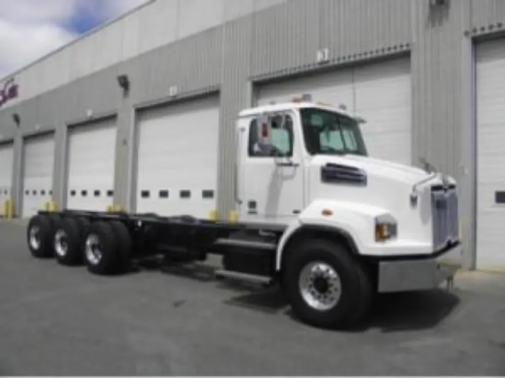 2018 WS 4800 TRI DRIVE 01